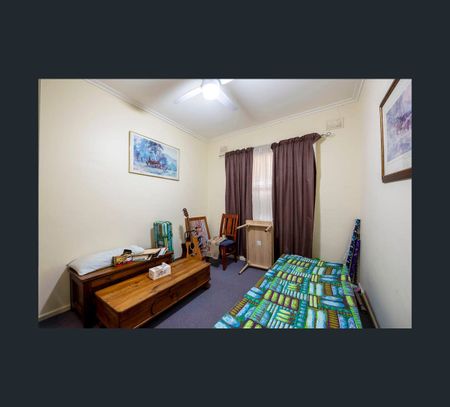32 Guerin Road, Elizabeth Vale, SA 5112 - Photo 5