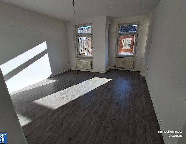 Charmante 2,5-Zimmer-Wohnung in Plauen-Preißelpöhl mit Top-Lage mit EBK - Photo 1