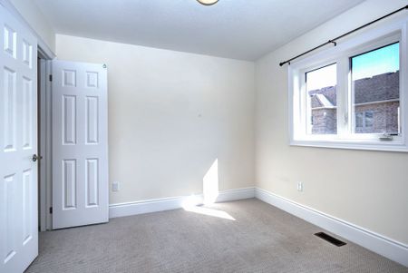 For Lease - 648 Mcgill Lane, Woodstock, Ontario - Photo 3