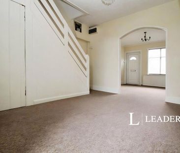 3 bedroom terraced house to rent - Photo 6