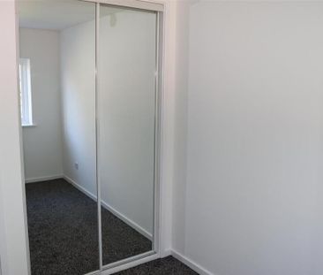 4 bedroom detached house to rent - Photo 5