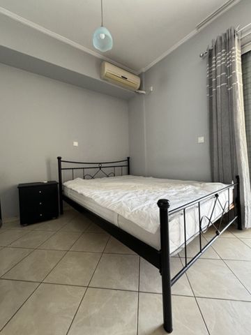 Ενοικίαση κατοικίας, 30 τ.μ., Ταύρος Αττικής, 400 € - Photo 3