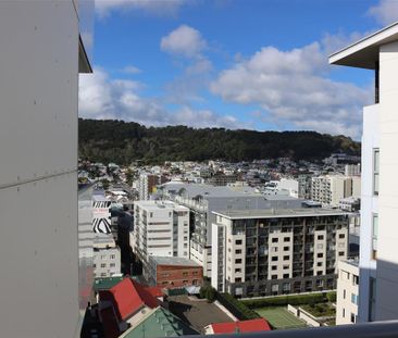 Furnished CBD 2 Bedroom Apartment - Photo 3