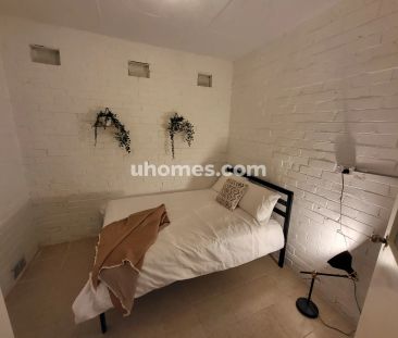 Room 10 #199 - Photo 3