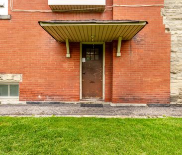 For Lease - 180 Queens Drive Unit# 2A, Toronto, Ontario - Photo 2