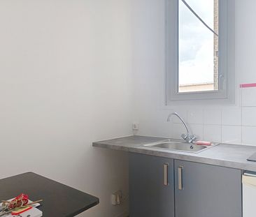 Appartement à louer - REIMS- HYPER CENTRE - Photo 1