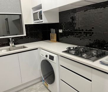 Fully Furnished 2 Bedroom Granny Flats - Photo 6