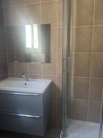 Charmant Appartement Meublé à Louer à Montesson - Photo 5