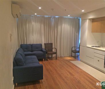 City Living Apartment for Rent - Photo 1