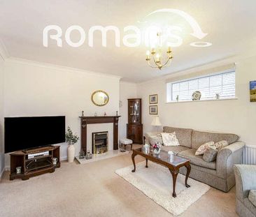 Parkway, Crowthorne, RG45 - Photo 1