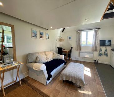 Detached house to rent - Photo 2