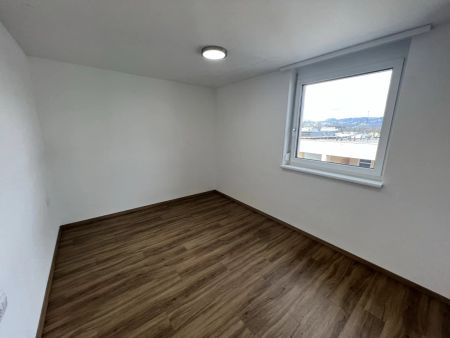 Großzügige 3 Zimmerwohnung mit Balkon - Photo 5