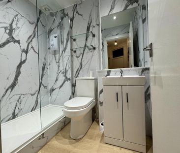 2 bedroom flat to rent - Photo 6