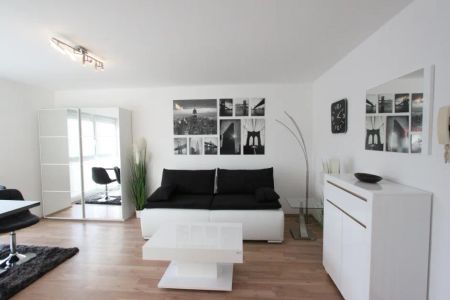 Schick möbliertes 1 Zimmer Apartment mit Balkon - Foto 4