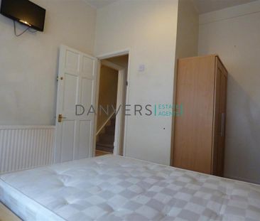 4 bedroom terraced house to rent - Photo 2