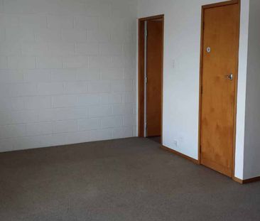 Well-Located 1-Bedroom Unit - Photo 4