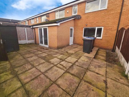 4 bedroom terraced house to rent - Photo 3