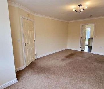 Queensway, Winsford, CW7 - Photo 4