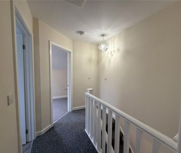 2 bedroom semi-detached house to rent - Photo 5