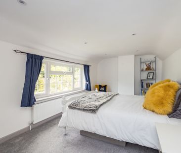 Newpound, Wisborough Green, RH14 - Photo 5