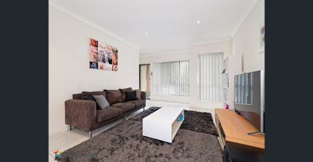 QUALITY FAMILY TOWNHOUSE - Photo 5