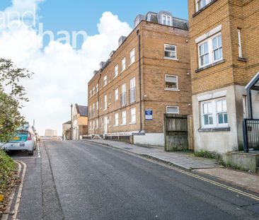 apartment to rent - Photo 2