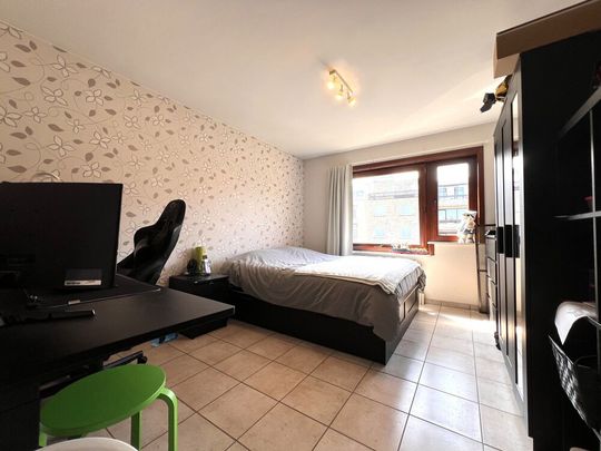 Opvallend ruim en rustig gelegen 2 slaapkamerappartement te Blankenberge - Photo 1