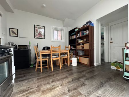 For Lease - 61 Chelsea Avenue Unit# #2 - Main, Toronto, Ontario - Photo 5