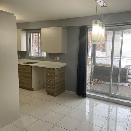 Logement 4 1/2 - Photo 3