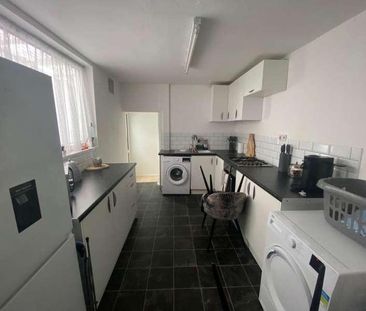 Trinity Road, Gillingham, ME7 - Photo 4