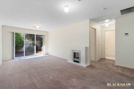 3 Bedroom Home In Florey - Photo 5