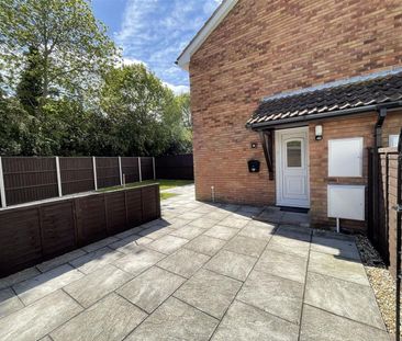 Saxby Close, Worle, Weston Super Mare - Photo 3