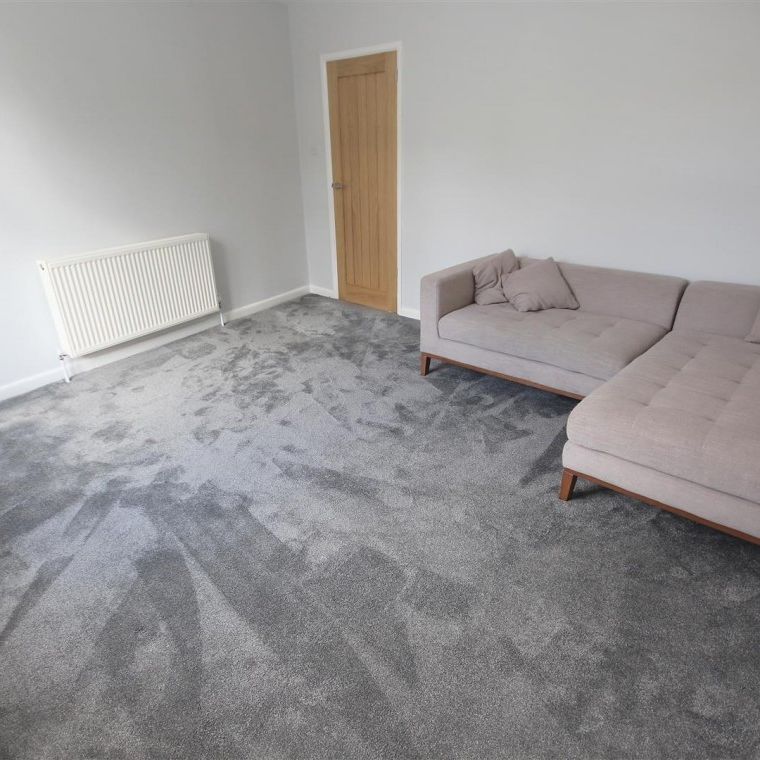 2 Bedroom Flat/Apartment To Let - Photo 1