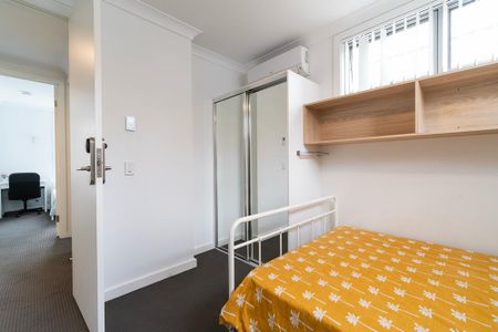 10-bedroom shared house, Norman St - Photo 5