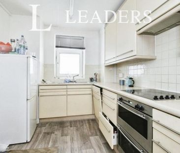 2 bedroom apartment to rent Manor Road, Bournemouth, BH1 - Photo 5