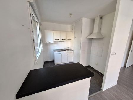 Appartement T3 à louer Noyal Chatillon Sur Seiche - 63 m² - Photo 2