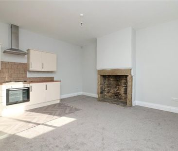 2 bedroom end of terrace house to rent - Photo 4