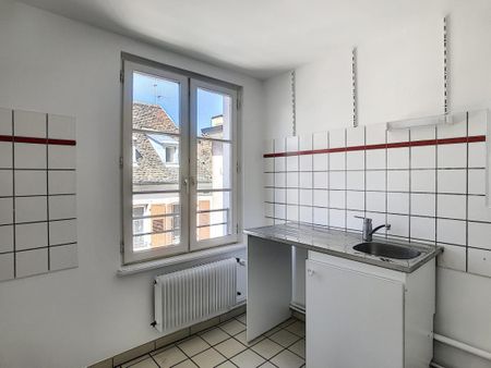 Location Appartement 4 pièces 84m² STRASBOURG 67000 - Photo 3