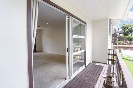 Spacious Townhouse with Bonus Rumpus Room & Multiple Outdoor Areas - Photo 2