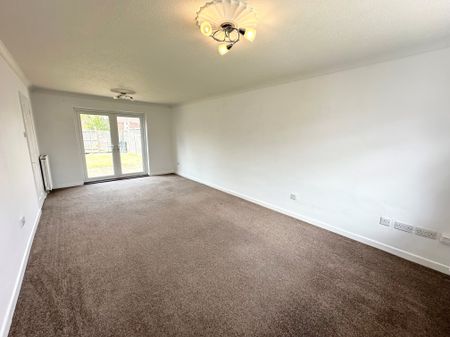 Plantation Road, Chippenham - Photo 4