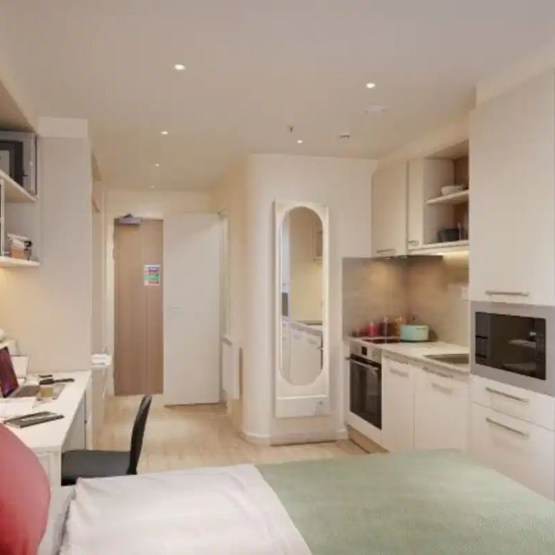 Silver Studio Deluxe - Photo 1