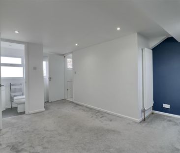 Adair Road, Southsea - Photo 6