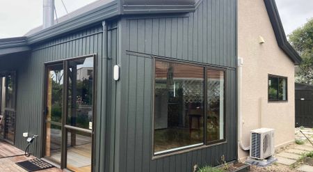 A Little Bit Of English Garden By The Sea - Photo 4