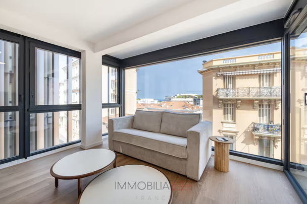 Location Appartement 3 pièces 59m² BEAUSOLEIL 06240 - Photo 1