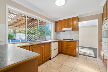 56 Wivenhoe Cct, Forest Lake QLD 4078 - Photo 2