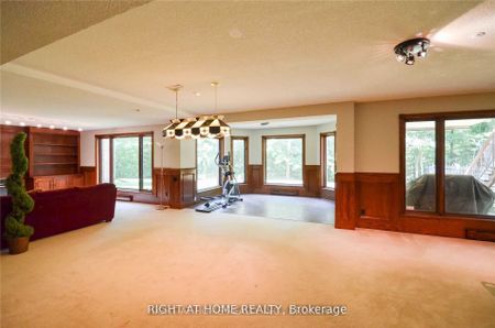 For Lease - 69 Clarinda Drive, Toronto, Ontario - Photo 3