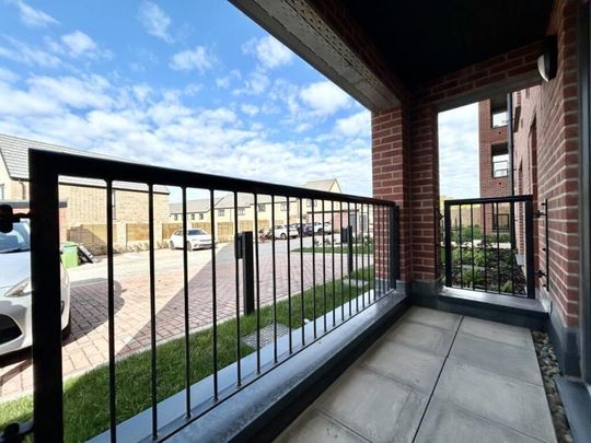 2 bedroom flat to rent - Photo 1