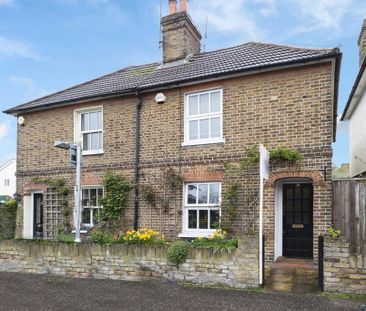 2 bedroom semi-detached house to rent - Photo 3