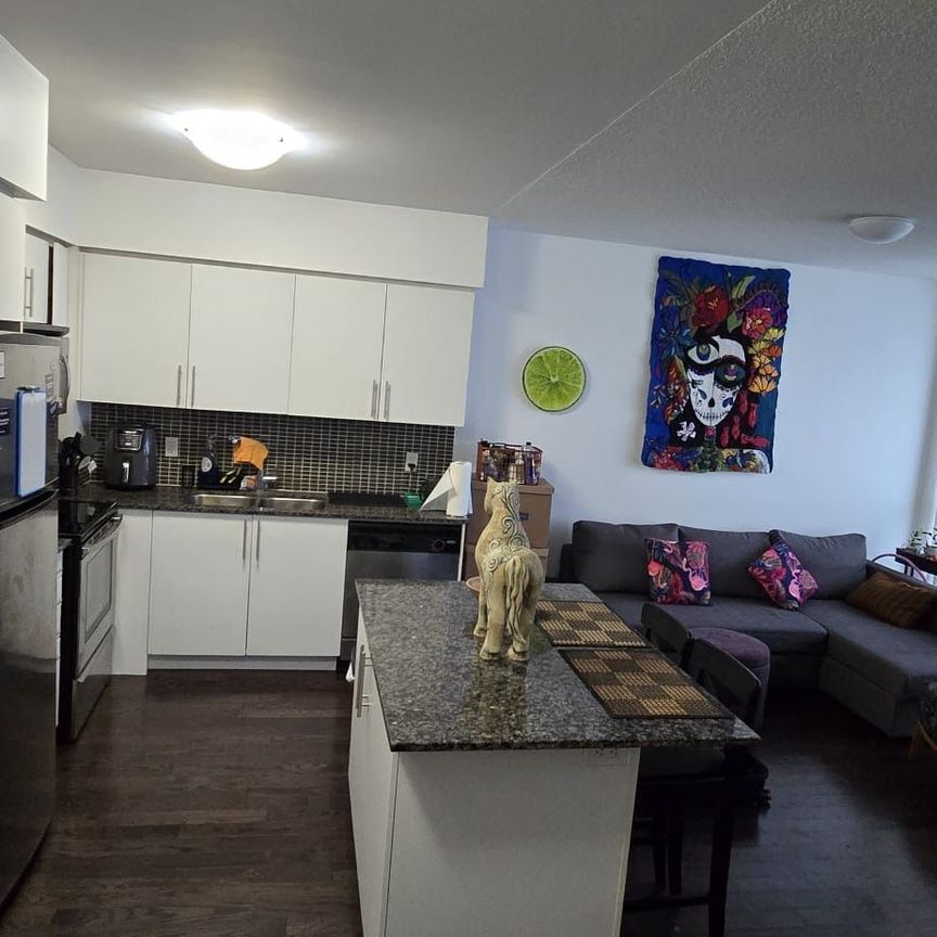 For Lease - 2240 Lakeshore Boulevard Unit# 1603, Toronto, Ontario - Photo 1