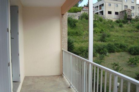 Location Appartement 2 pièces 43m² PRIVAS 07000 - Photo 4